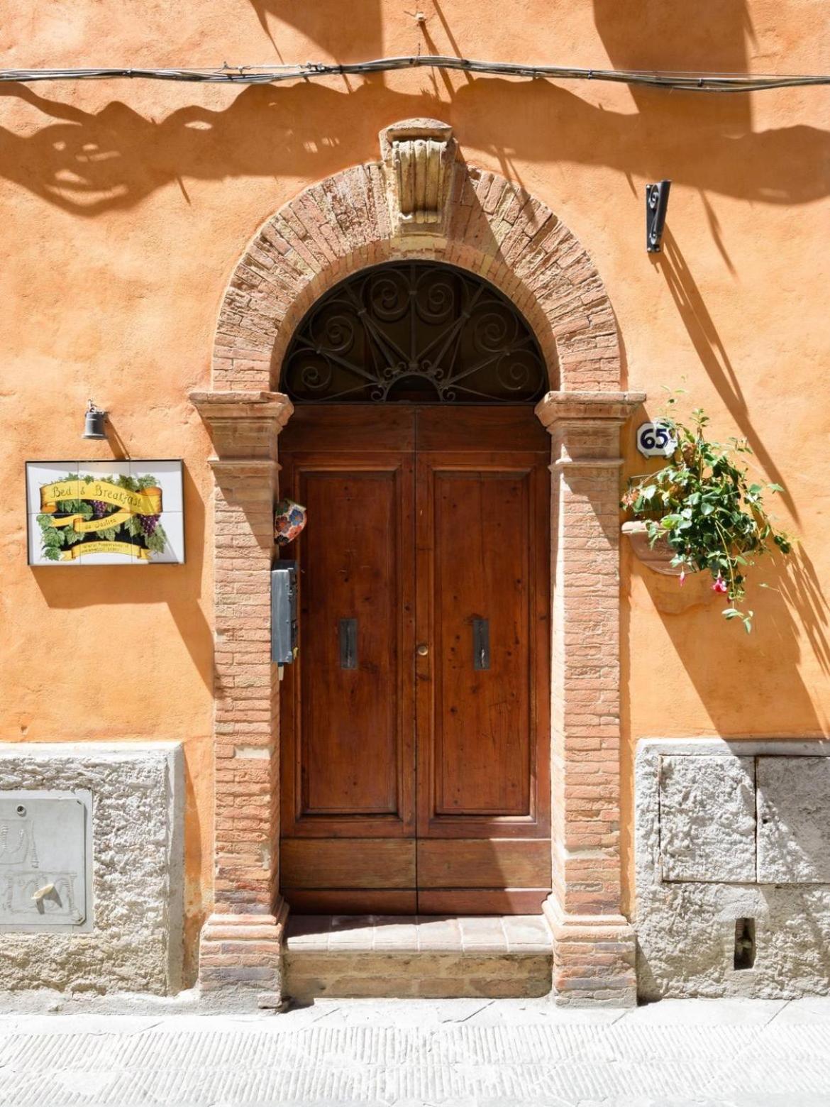 Guesthouse Da Idolina Dal 1946 مونتالشينو المظهر الخارجي الصورة