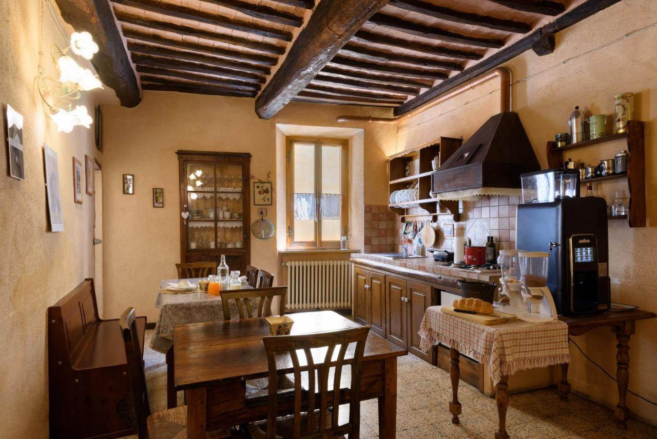 Guesthouse Da Idolina Dal 1946 مونتالشينو المظهر الخارجي الصورة